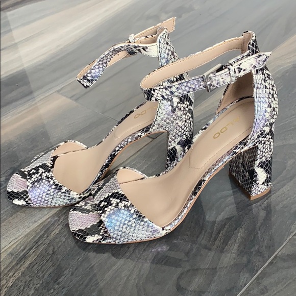 Snake skin sandals - Picture 2 of 6